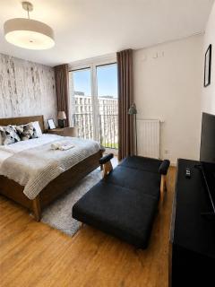 Soft Light Studio at Krochmalna, Beautiful View and Free Netflix - 2