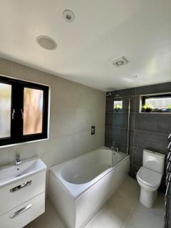 Private Luxury Cabin - 8