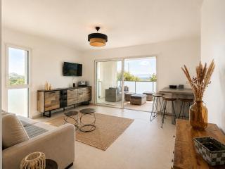 Appartement T2 avec vue mer et citadelle - 9