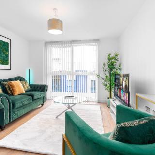 City Centre Modern Apartment - JQ - 2 Bedrooms & 2 Bathrooms - Netflix 205H - 0