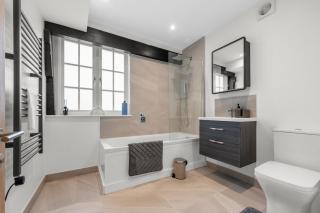 Modern & Historic Duplex Flat Riverside - 3