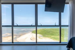 BHS Flat a beira mar 2203 - 9