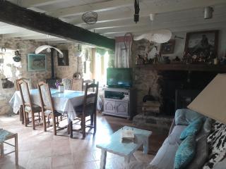 Le vieux vieux manoir de la guardo face au Mont Valier - 4
