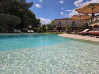 CÉRÈS - Boutique-Hôtel & Spa - Saint-Quentin-la-Poterie - 4