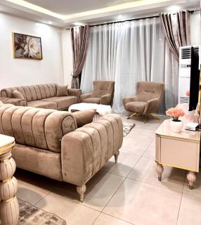 Suzziey Lavish Apartments - 2