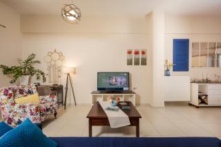 Blue Iris: Stylish apartment just 10 minutes walk from Old Town Chania - 5