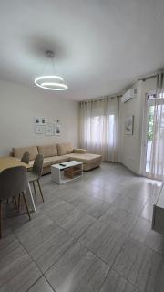 Tirent Apartment - Komuna e Parisit, Central 3 - 1