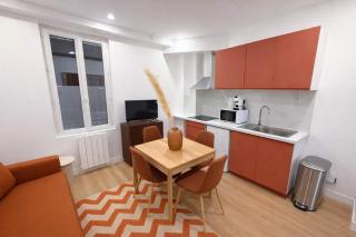 Appartement Moderne Proche Paris Aubervilliers 4P - 5