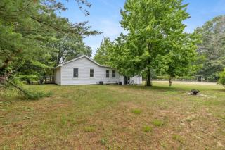 Charming 2-bedroom house in Saugatuck with AC, WiFi, Pet Friendly - 2