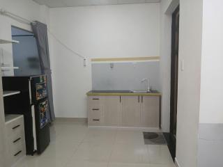 Phòng đẹp đầy đủ nội thất chỉ xách vali vào ở trong KDC Cao cấp nhất Gò Vấp, xung quanh đầy đủ tiện ích như Đại siêu thị LotteMart Gò Vấp, công viên, quán ăn, cafe - 2