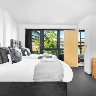 Stylish 3 Bedroom Townhouse - City Centre - Parking - Balcony - Garden 19L - Birmingham - 3