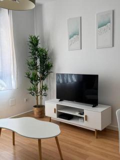 Pedregalejo Beach Apartaments by Stay Belonio - 8