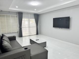 Luxury Friendly Home - 3km to Central Festival Hatyai - 8