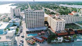 Hollywood Beach Tower - Studio Suite - 9