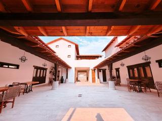 Montencino Hotel Boutique - 1