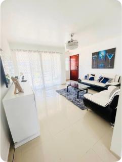 Harmony II , 5 Min to Airport, Pool View Balcony - 7