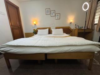 Kamat Hotel - 2