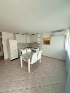 Apartment for 4 People in Split - 9