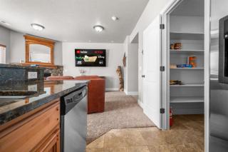 Aspen Tree Chalet SnowbasinBy Pineview Reservoir - 1