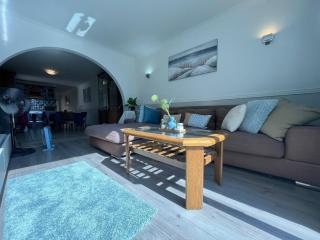 Central Spacious Apartment in San Gwann - 8