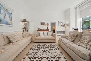 Wonderful 2 bed 2 bath Kensington with garden - 7