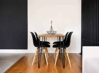 Designer Studio on Iconic Shishman St - 6