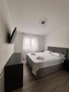 Apartments Šebin - 7