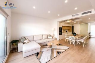 Exclusiva casa de diseño con piscina a 200 m playa - 8