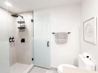 Prime Studio - Pool & Walk to Bayfront Park - 4