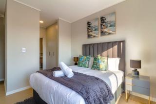 Captain's Hideaway - Executive One Bedroom Suite - 4