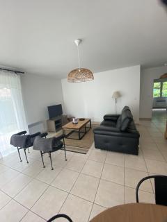 Villa 200 mètres de la plage Deux chambres 5 couchages - 9