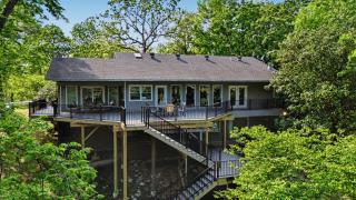 Beaver Lake Access Retreat w Deck and Grill - 9