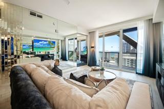 W Residences High Floor 1-Bed with Ocean and City View - 0