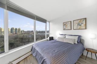 Beautiful 2 Bedroom Apartment Downtown Vancouver - 6
