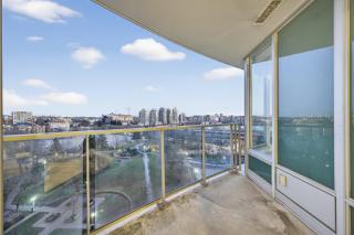 Beautiful 2 Bedroom Apartment Downtown Vancouver - 3