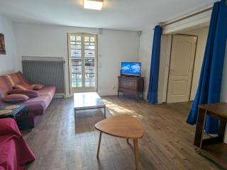 Maison dans ancienne auberge - 8 pers. - FR-1-584-401 - 2