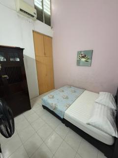 Homestay Husna Station 18 - 1