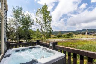 Lakeside Cove Retreat LS18Hot Tub Pool Pineview - 9