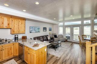 Lakeside Cove Retreat LS18Hot Tub Pool Pineview - 7