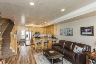 Lakeside Cove Retreat LS18Hot Tub Pool Pineview - 6