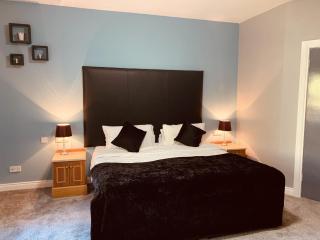 The Bannville Hotel - 7