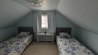 spacious three bedroom apartment - 3