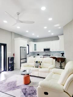 2BR Modern Golden Pear Villa - Pool, Wi-Fi, Kitchen, Views - 9