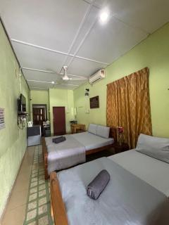 Studio Khalida Taman Perdana - 1