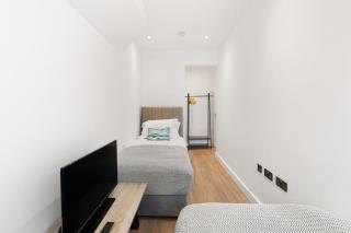 Bright 2BR Flat Close to Shops in Beckenham - 5