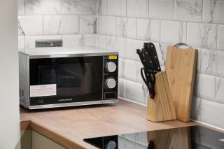 Bright 2BR Flat Close to Shops in Beckenham - 1