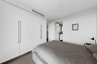 Modern Living in the Heart of Hawthorn East - 7