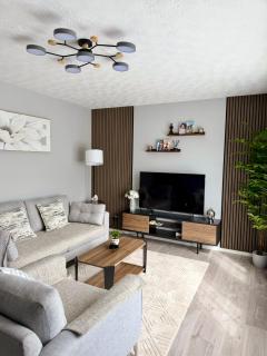 Flexible 2-Bed Apartment in Aberdeen , Double and Twin Beds, Ideal for Business Stays - 1