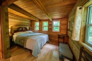 Private Getaway in the Forest 1BR w Hot Tub - 1