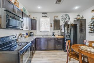 Private Acreage, Pet-Friendly Yard! Gilbert Haven - 9